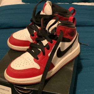 Jordan 1 Mid PS White Gym Red-Black